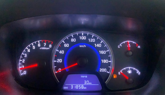 2015 Hyundai Grand i10 ASTA 1.2 KAPPA VTVT, Petrol, Manual, 31,857 km, Odometer Image
