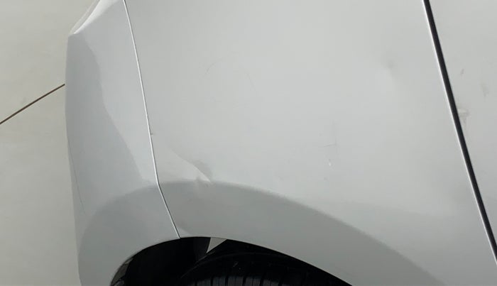 2015 Hyundai Grand i10 ASTA 1.2 KAPPA VTVT, Petrol, Manual, 31,857 km, Right quarter panel - Slightly dented