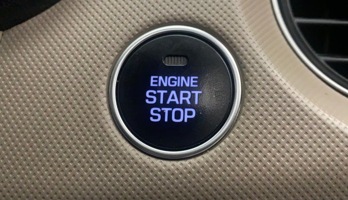 2015 Hyundai Grand i10 ASTA 1.2 KAPPA VTVT, Petrol, Manual, 31,857 km, Keyless Start/ Stop Button