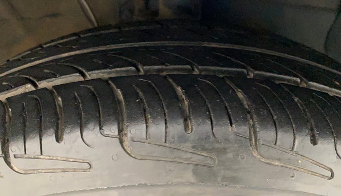 2018 Hyundai NEW SANTRO SPORTZ MT, Petrol, Manual, 39,877 km, Right Front Tyre Tread