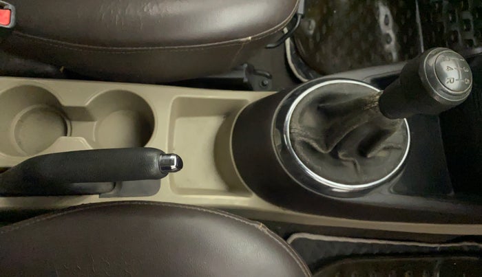 2011 Hyundai i20 MAGNA (O) 1.2, Petrol, Manual, 41,930 km, Gear Lever