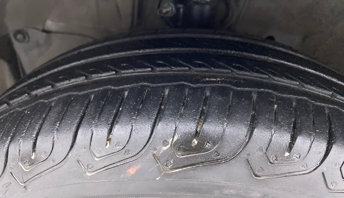 2017 Honda City V CVT, Petrol, Automatic, 66,278 km, Left Front Tyre Tread