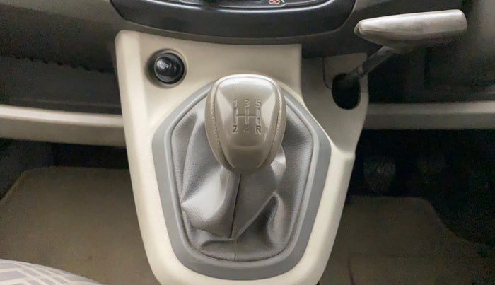 2015 Datsun Go Plus T, Petrol, Manual, 39,300 km, Gear Lever