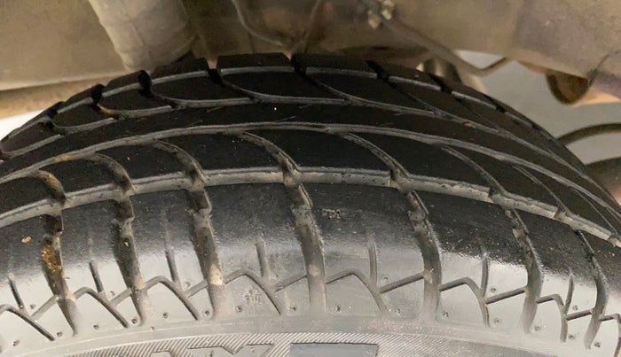 2015 Datsun Go Plus T, Petrol, Manual, 39,300 km, Right Rear Tyre Tread