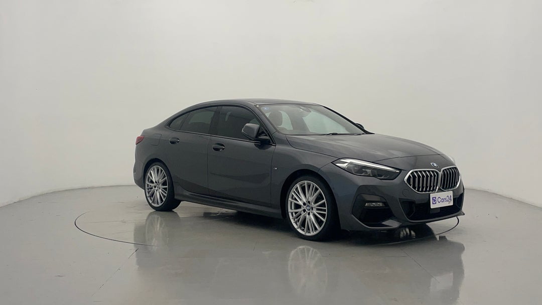 Right Front Diagonal (45- Degree) View