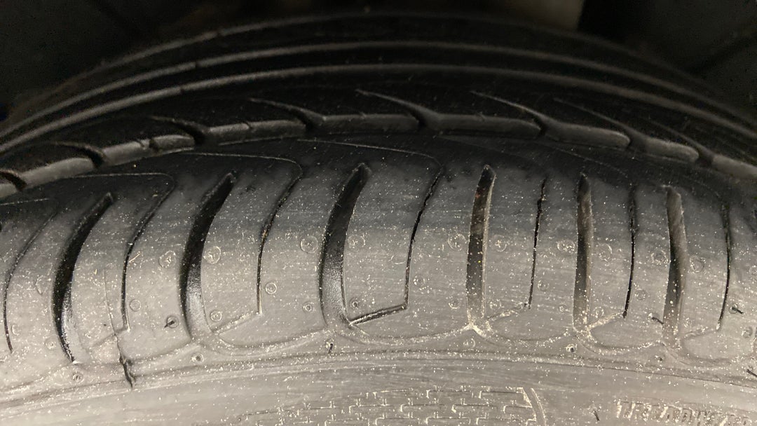 Left Rear Tyre Tread