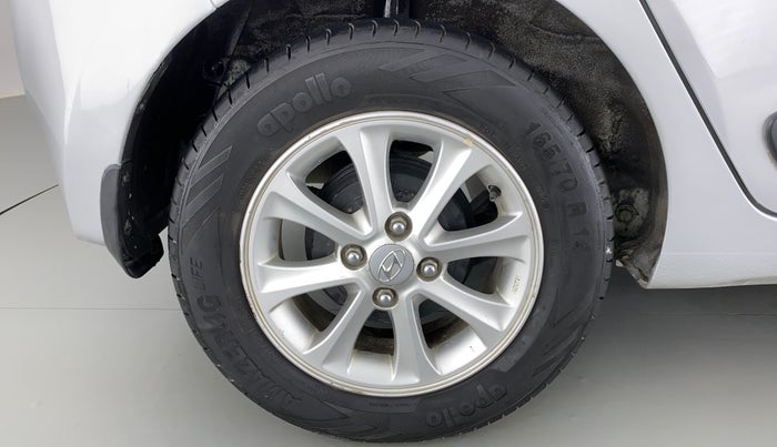2015 Hyundai Grand i10 ASTA AT 1.2 KAPPA VTVT, Petrol, Automatic, 36,766 km, Right Rear Wheel