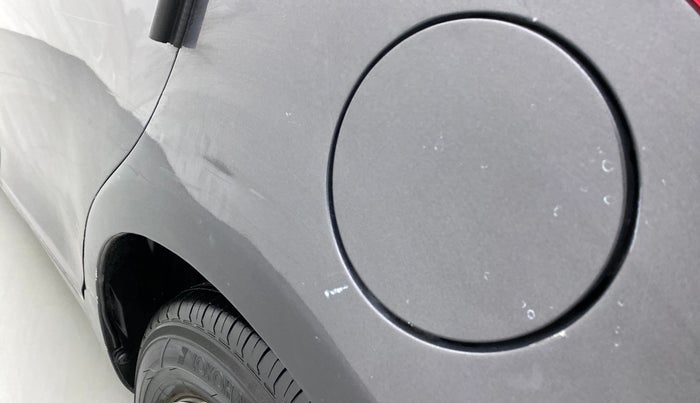 2016 Maruti Swift VXI, CNG, Manual, 52,878 km, Left quarter panel - Minor scratches