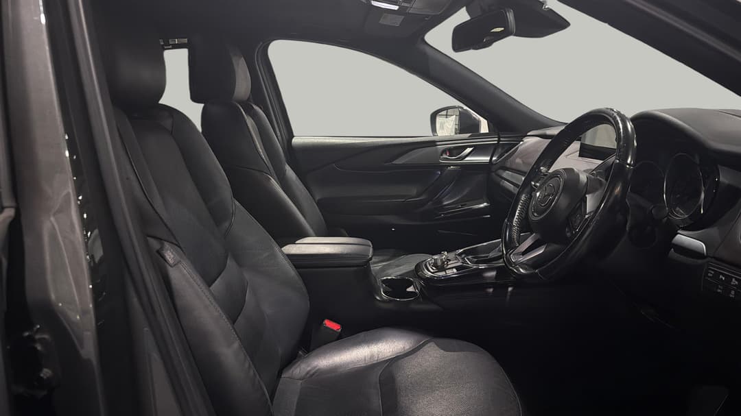 2017 Mazda CX-9 Azami (AWD), Automatic, 132494 km, Right Side Front Door Cabin View