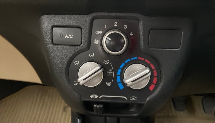 2013 Honda Brio 1.2 S MT I VTEC, Petrol, Manual, 57,784 km, AC Unit - Directional switch has minor damage