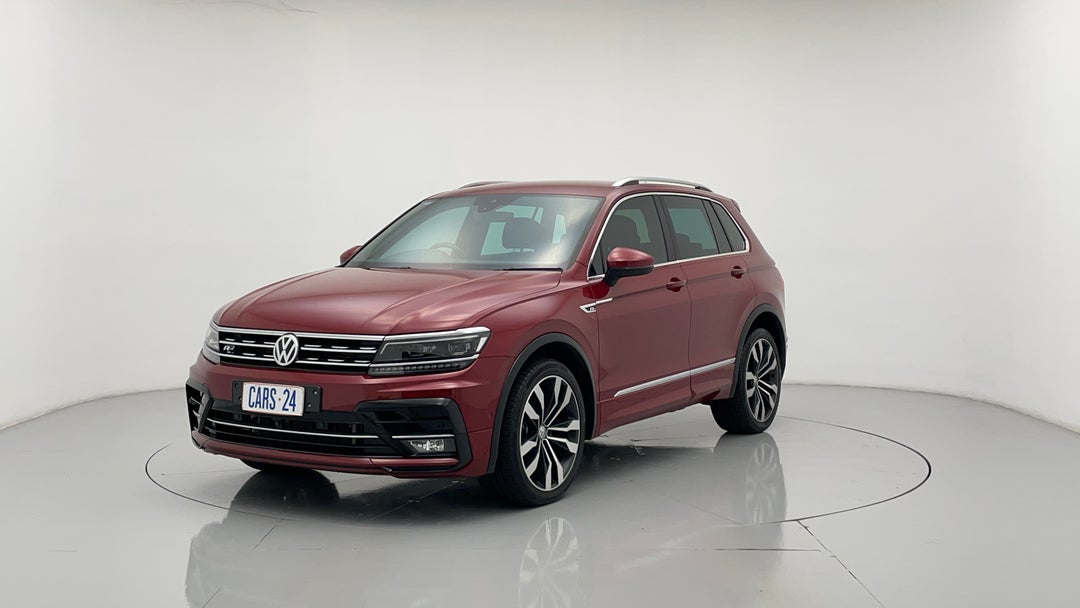 2017 Volkswagen Tiguan 162 Tsi Highline, Automatic, 83266 km, Left Front Diagonal (45- Degree) View