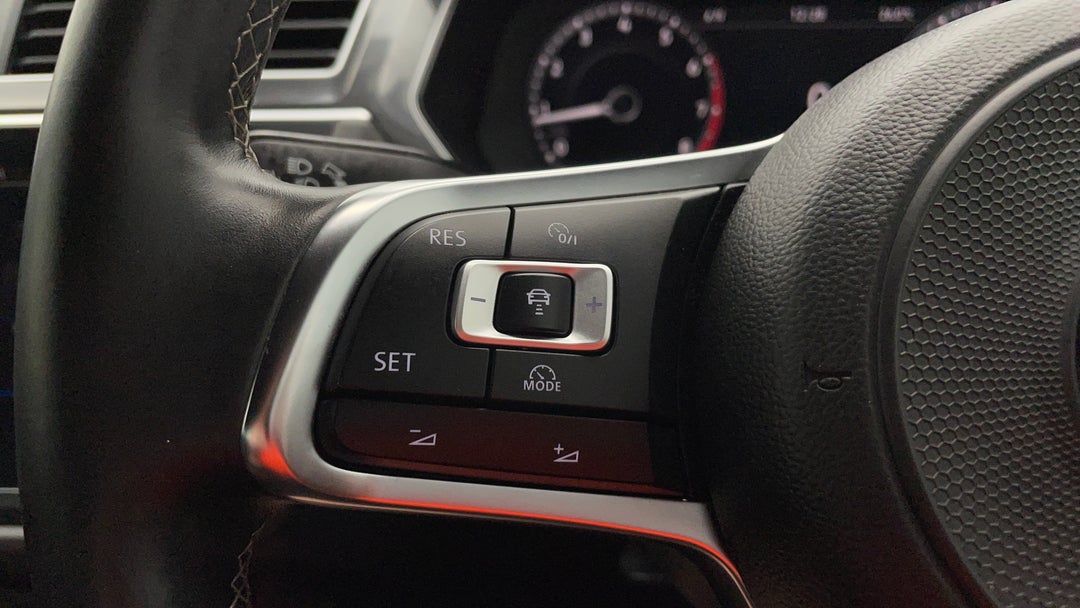 2017 Volkswagen Tiguan 162 Tsi Highline, Automatic, 83266 km, Cruise Control