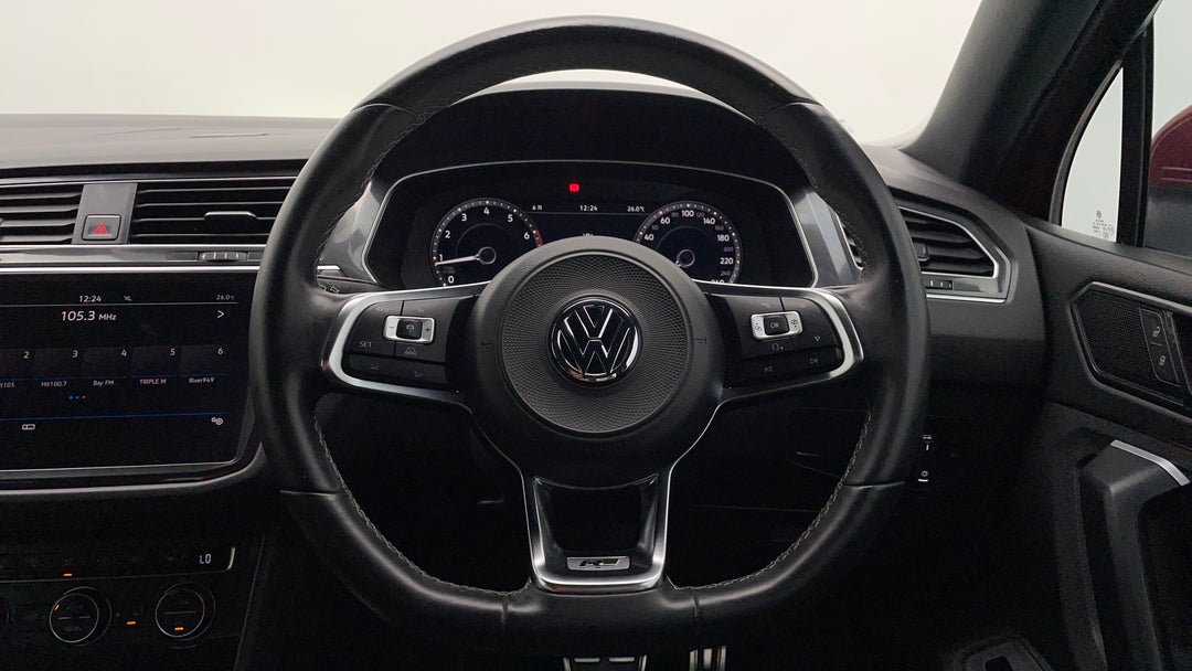 2017 Volkswagen Tiguan 162 Tsi Highline, Automatic, 83266 km, Steering Wheel Close-up