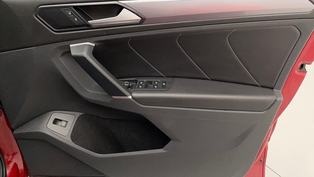 2017 Volkswagen Tiguan 162 Tsi Highline, Automatic, 83266 km, Speaker View