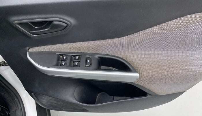 2021 Nissan MAGNITE XE, Petrol, Manual, 33,002 km, Driver Side Door Panels Control