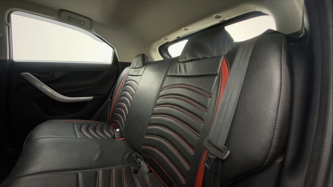 Right Side Rear Door Cabin