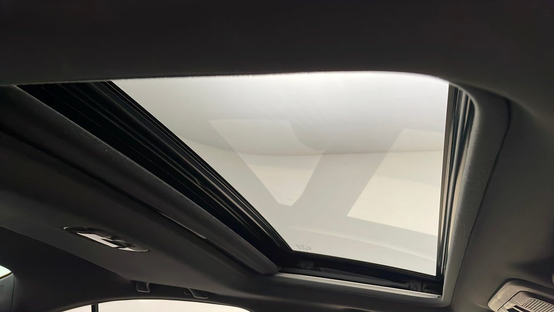 2017 Subaru WRX Premium (awd), Automatic, 112432 km, Interior Sunroof/Moonroof