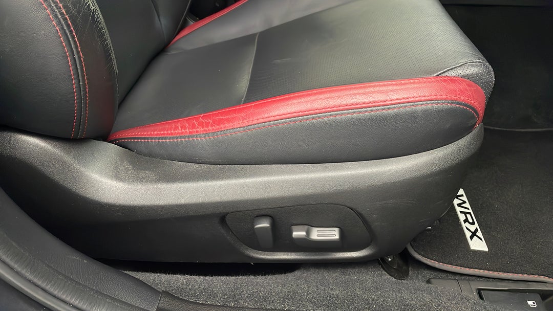 2017 Subaru WRX Premium (awd), Automatic, 112432 km, Drivers Side Adjustment Panel