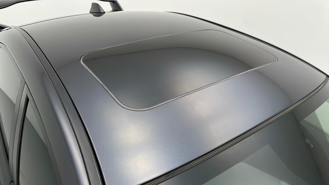 2017 Subaru WRX Premium (awd), Automatic, 112432 km, Roof/Sunroof View