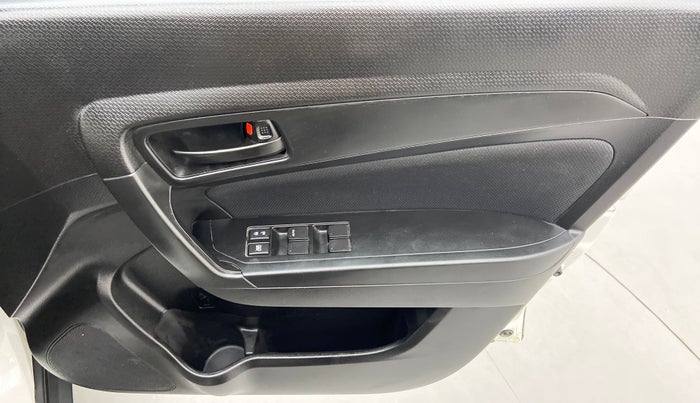 2022 Maruti Vitara Brezza VXI, Petrol, Manual, 8,977 km, Driver Side Door Panels Control