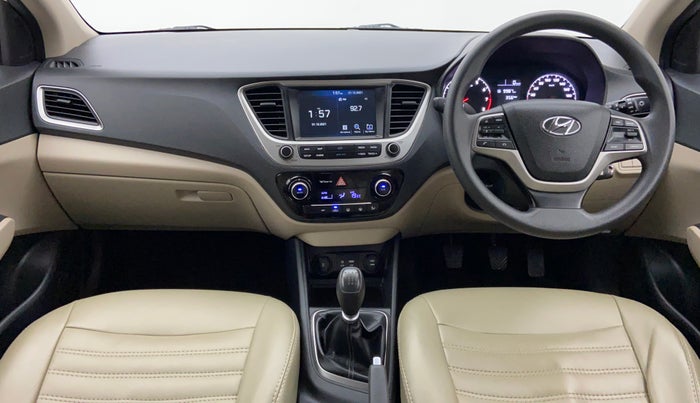 2017 Hyundai Verna 1.6 SX VTVT, Petrol, Manual, 27,190 km, Dashboard View