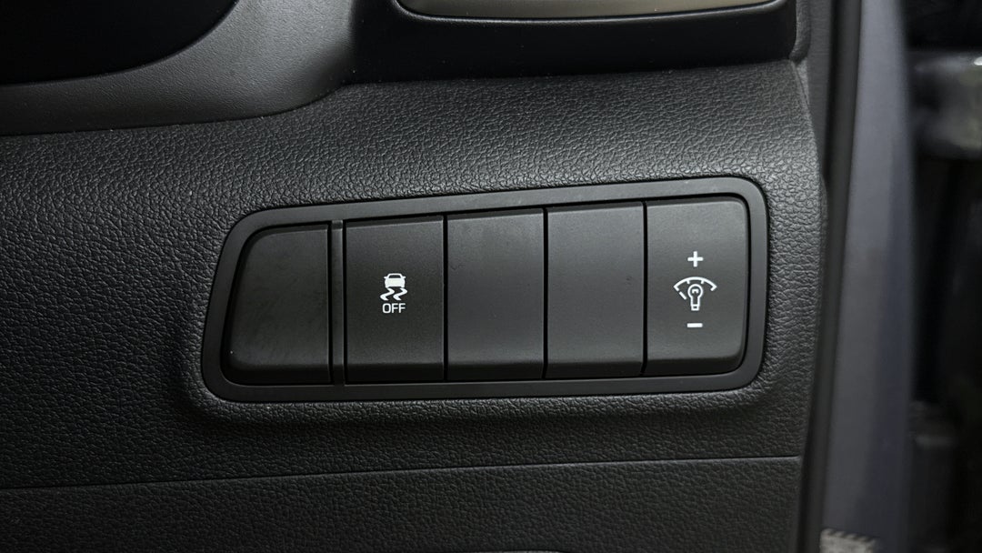 2018 Hyundai Tucson Active X (FWD), Automatic, 68959 km, Utility Switches/Buttons