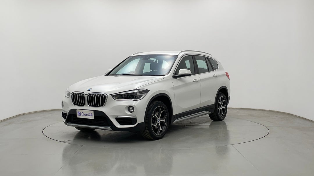 Left Front Diagonal (45- Degree) View