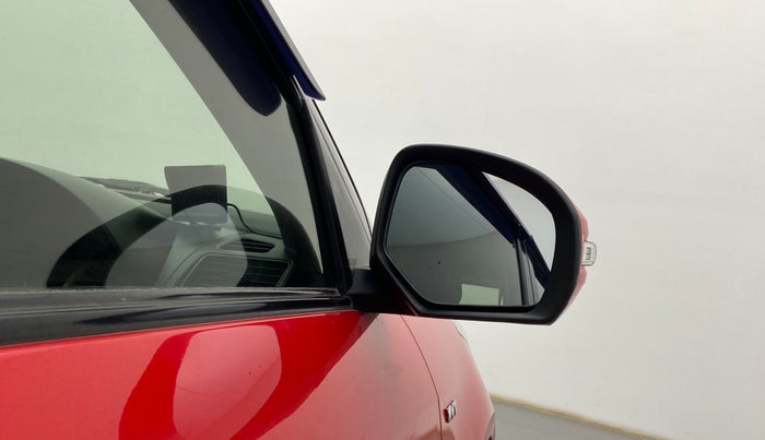 2016 Maruti Swift VXI, Petrol, Manual, 21,536 km, Right rear-view mirror - Folding motor not working