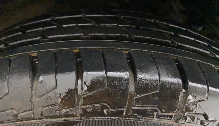 2013 Honda City V MT PETROL, Petrol, Manual, 25,617 km, Right Rear Tyre Tread