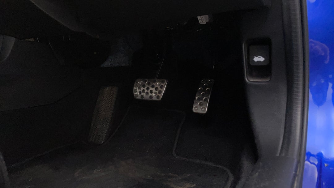 Pedals and Footmat