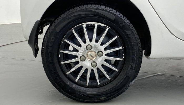 2015 Hyundai Eon ERA PLUS, Petrol, Manual, 50,751 km, Right Rear Wheel