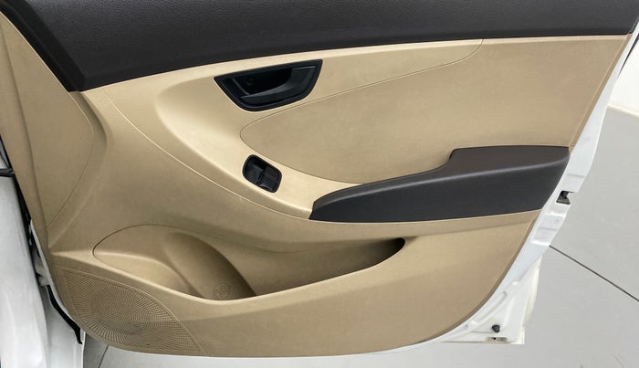2015 Hyundai Eon ERA PLUS, Petrol, Manual, 50,751 km, Driver Side Door Panels Control