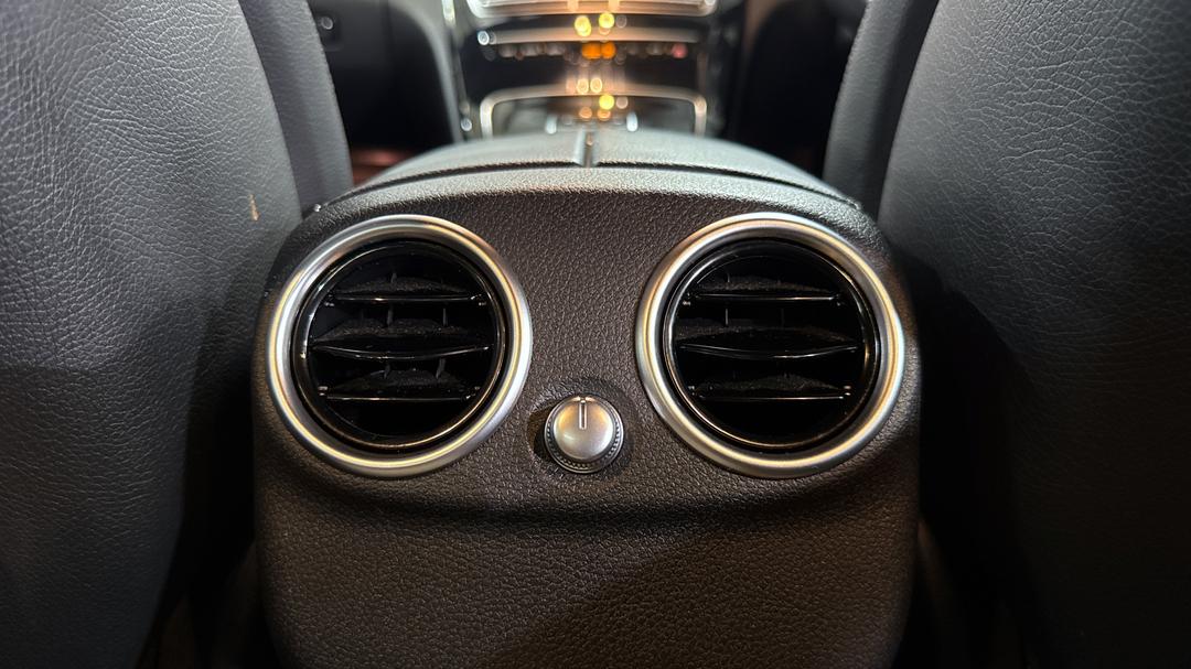 2019 Mercedes-benz C200 C200, Automatic, 71945 km, Rear A/C Vent