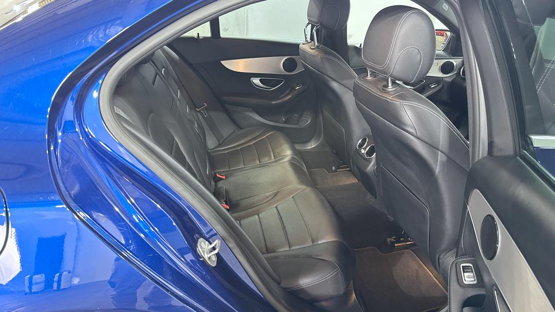 2019 Mercedes-benz C200 C200, Automatic, 71945 km, Right Side Rear Door Cabin View