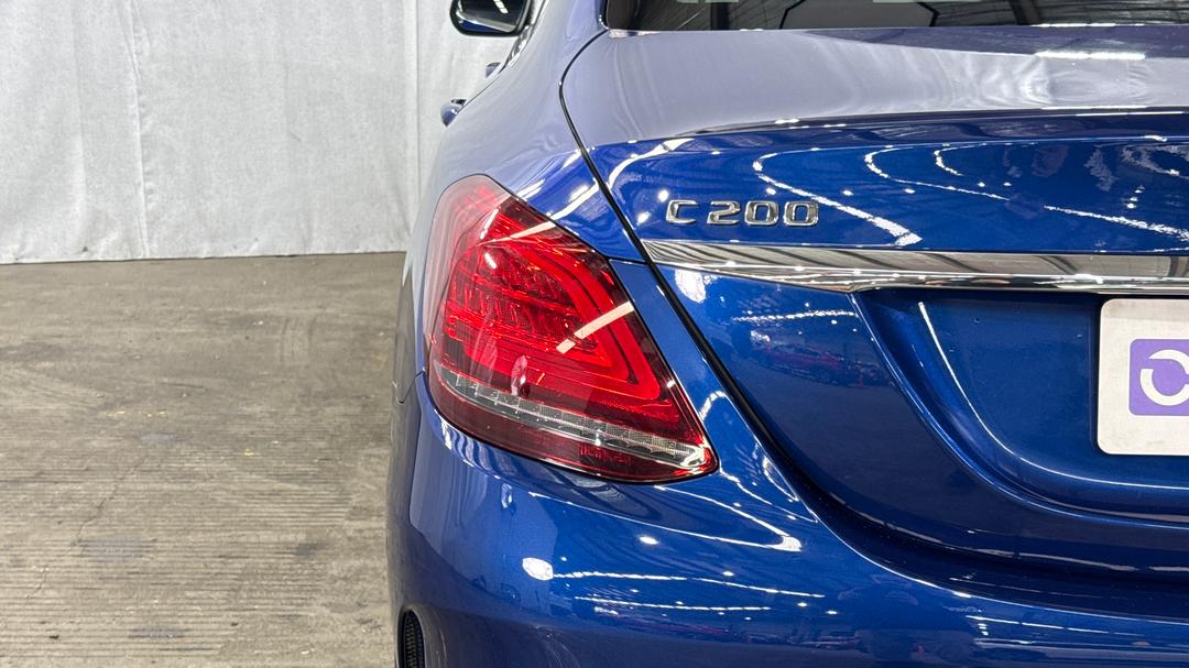 2019 Mercedes-benz C200 C200, Automatic, 71945 km, Badge (Boot Left Side)