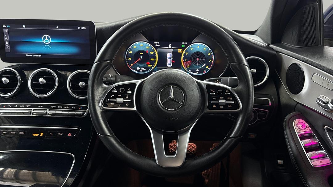 2019 Mercedes-benz C200 C200, Automatic, 71945 km, Steering Wheel Close-up