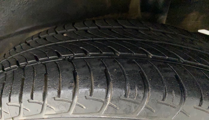 2019 Maruti New Wagon-R ZXI 1.2, Petrol, Manual, 29,805 km, Left Rear Tyre Tread