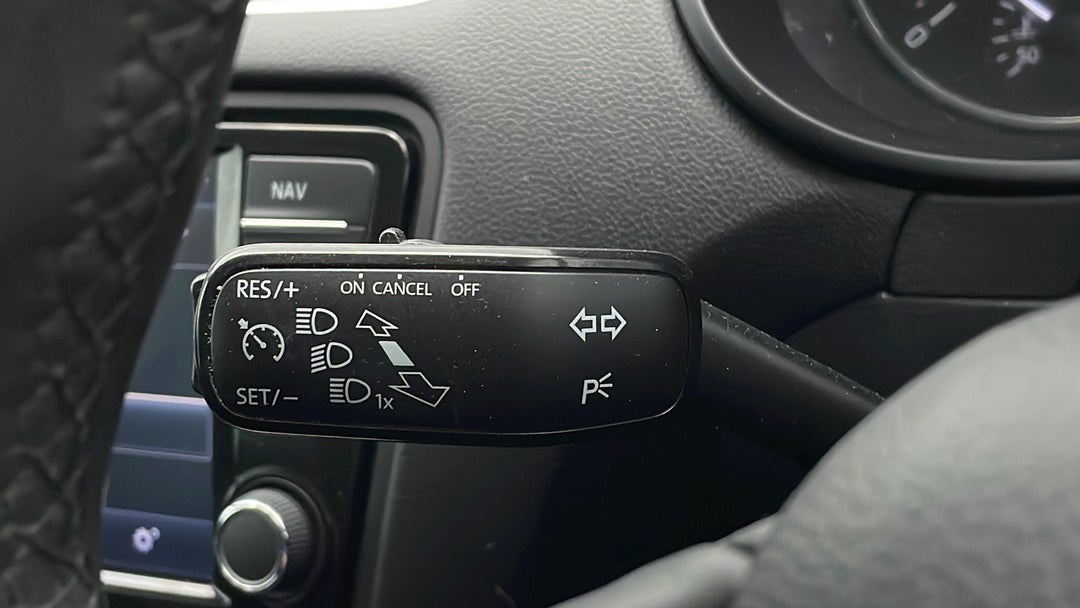 2015 SKODA Octavia 132 Tsi Elegance, Automatic, 110786 km, Cruise Control