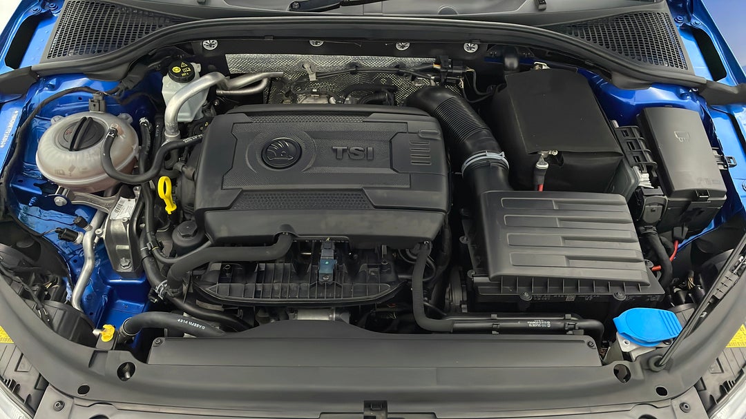 2015 SKODA Octavia 132 Tsi Elegance, Automatic, 110786 km, Open Bonnet (Engine)