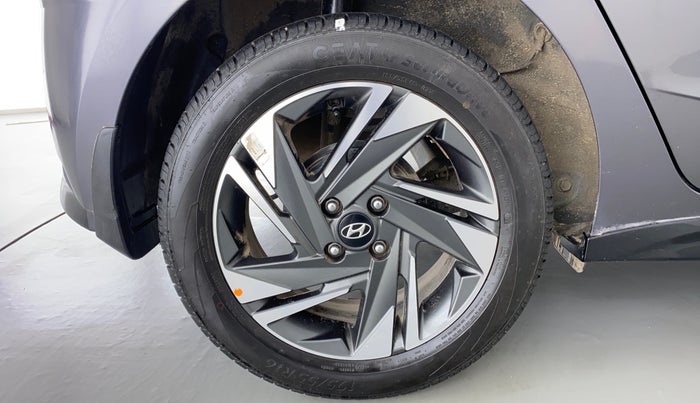 2020 Hyundai NEW I20 ASTA (O) 1.0 TURBO GDI DCT, Petrol, Automatic, 15,960 km, Right Rear Wheel