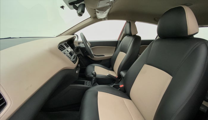 2016 Hyundai Elite i20 SPORTZ 1.2, Petrol, Manual, 19,984 km, Right Side Front Door Cabin
