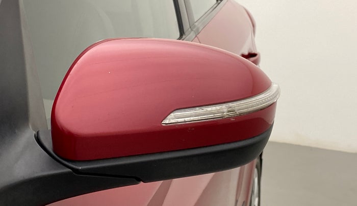 2016 Hyundai Elite i20 SPORTZ 1.2, Petrol, Manual, 19,984 km, Left rear-view mirror - Indicator light has minor damage