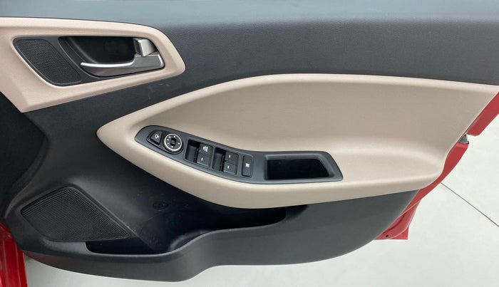 2016 Hyundai Elite i20 SPORTZ 1.2, Petrol, Manual, 19,984 km, Driver Side Door Panels Control