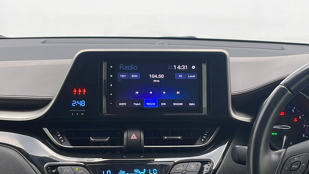 2018 Toyota C-HR Koba (awd), Automatic, 74362 km, Infotainment System