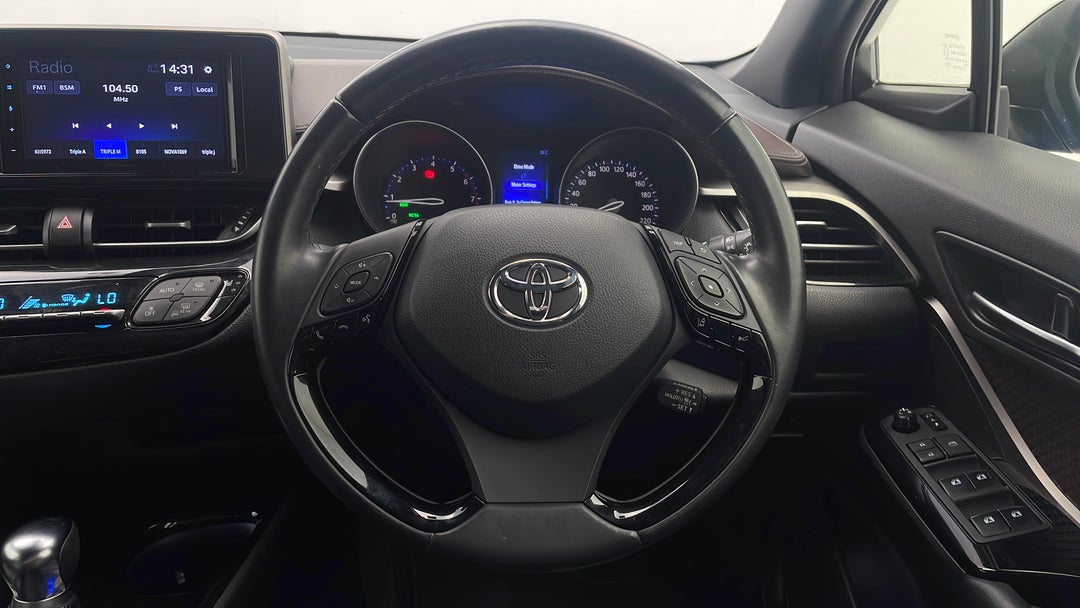 2018 Toyota C-HR Koba (awd), Automatic, 74362 km, Steering Wheel Close-up