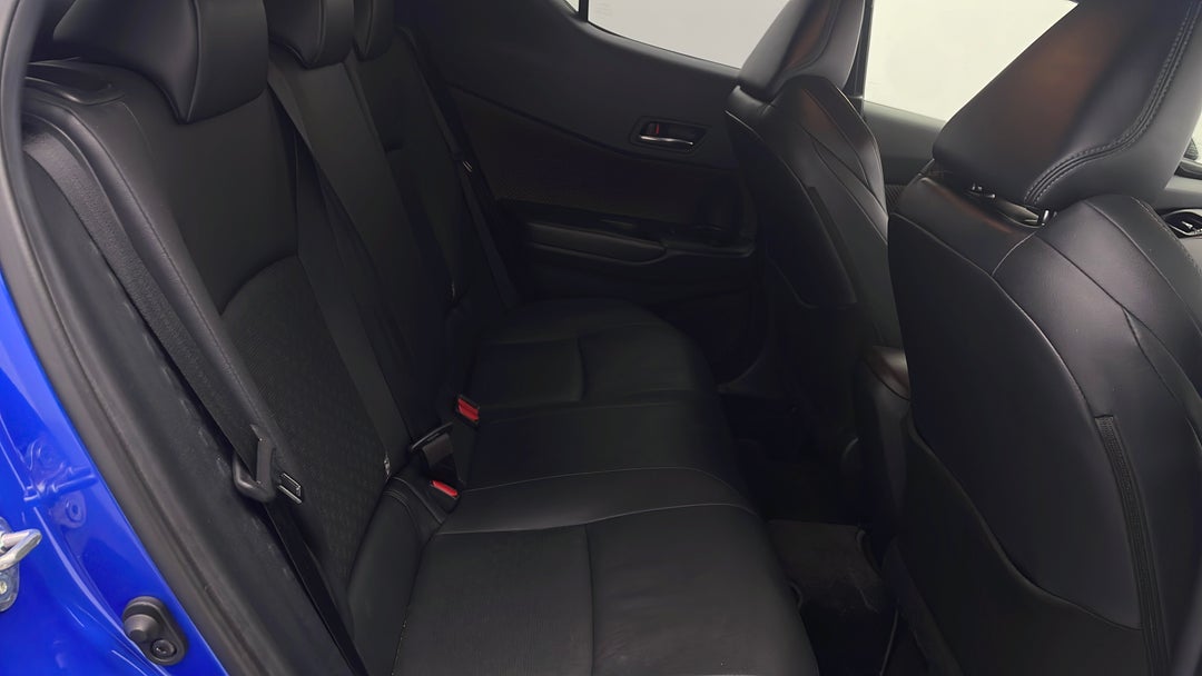 2018 Toyota C-HR Koba (awd), Automatic, 74362 km, Right Side Rear Door Cabin View