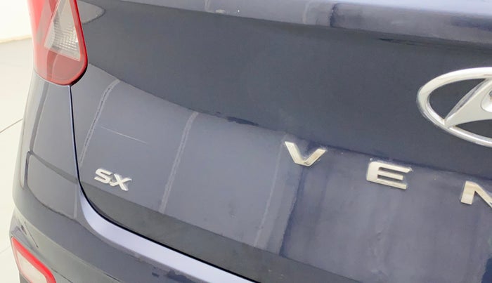 2020 Hyundai VENUE SX 1.0 (O) TURBO IMT, Petrol, Manual, 51,164 km, Dicky (Boot door) - Minor scratches