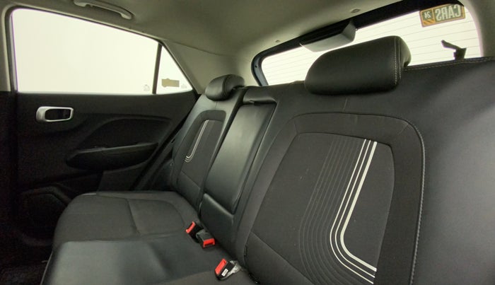 2020 Hyundai VENUE SX 1.0 (O) TURBO IMT, Petrol, Manual, 51,164 km, Right Side Rear Door Cabin