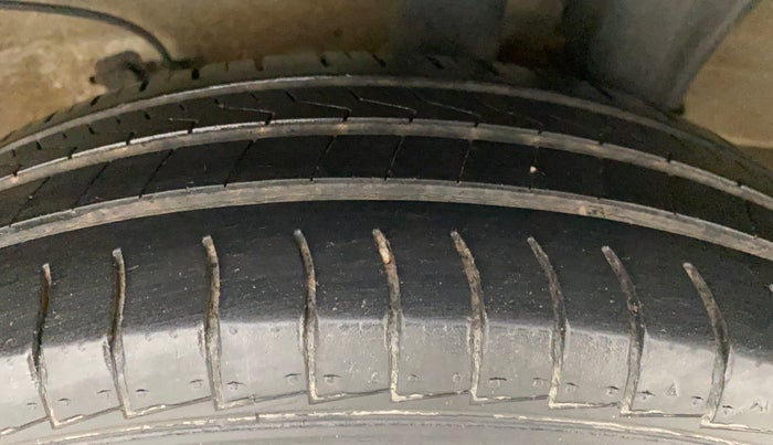 2019 Hyundai NEW SANTRO MAGNA, Petrol, Manual, 36,870 km, Left Rear Tyre Tread