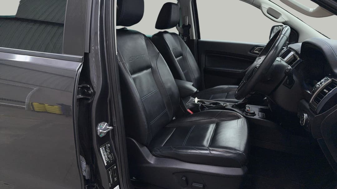 2021 Ford Everest Sport (4WD), Automatic, 64974 km, Right Side Front Door Cabin View
